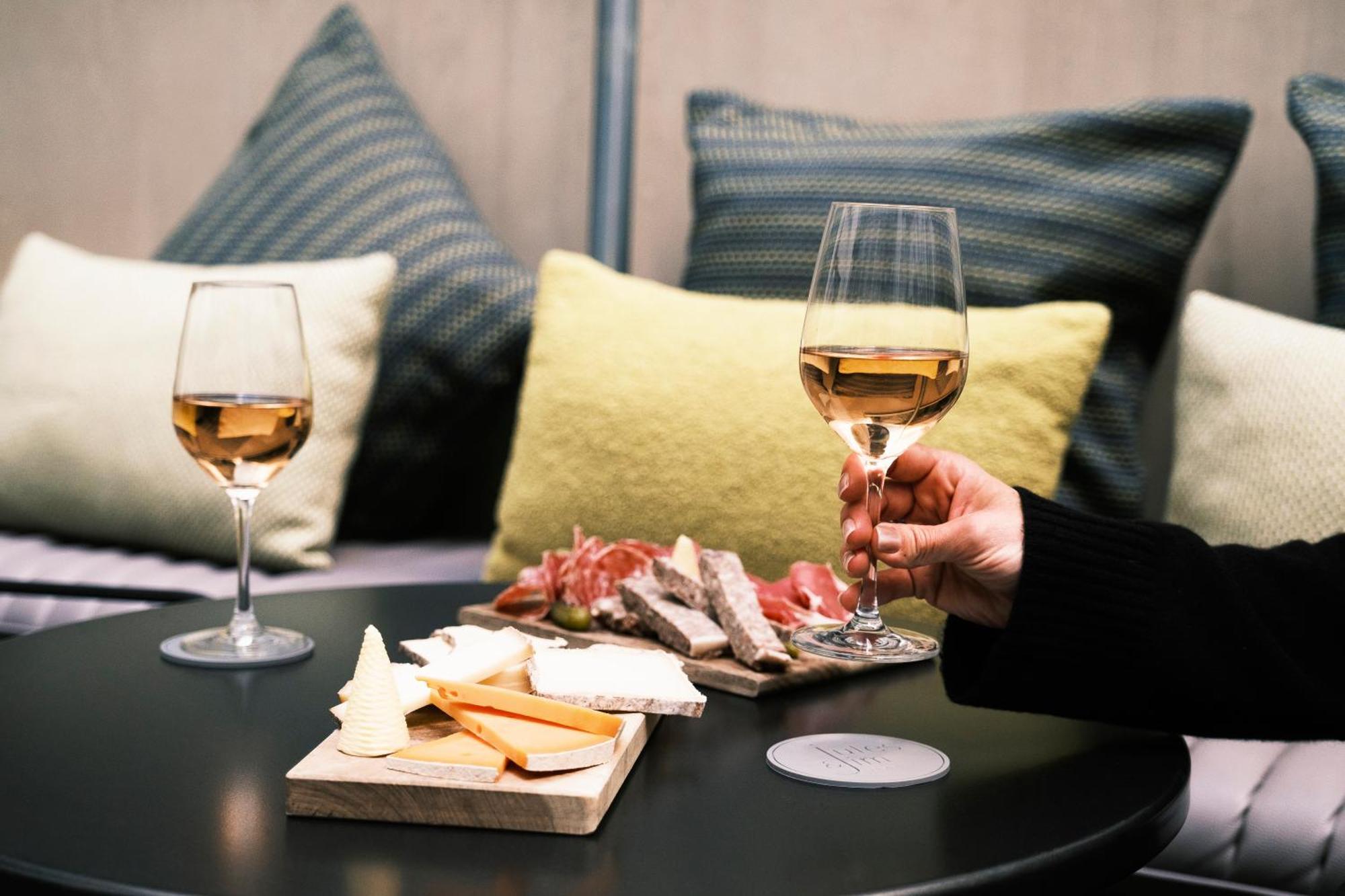 Hotel Jules & Jim Париж Экстерьер фото